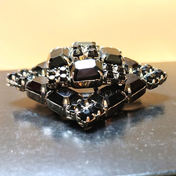 Stunning Vintage Weiss Black Rhinestone Rhodium Brooch Pin Xlnt - Picture 11 of 12